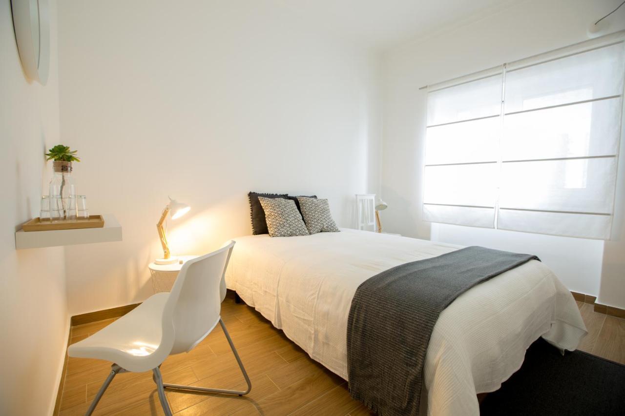 The Minimal House II Apartment Бомбарал Екстериор снимка